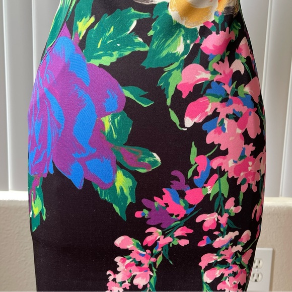 BLUMARINE Large Rose Floral Print Stretch Bodycon Dress Size: S  $2327 - Picture 16 of 16
